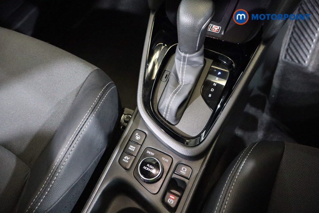 Used Toyota Yaris Cross 2025 for sale - 76117821: Photo 20