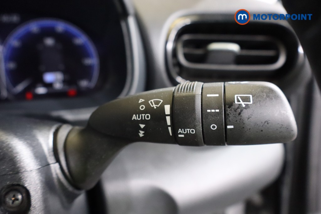Used Toyota Yaris Cross 2025 for sale - 76117821: Photo 24