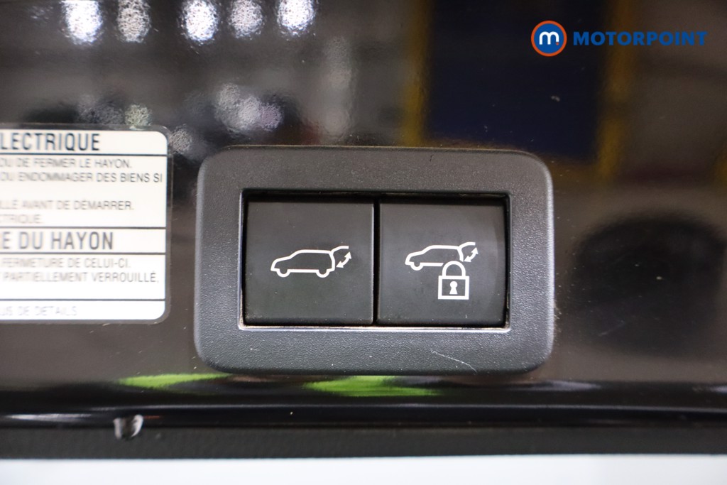 Used Toyota Yaris Cross 2025 for sale - 76117821: Photo 32