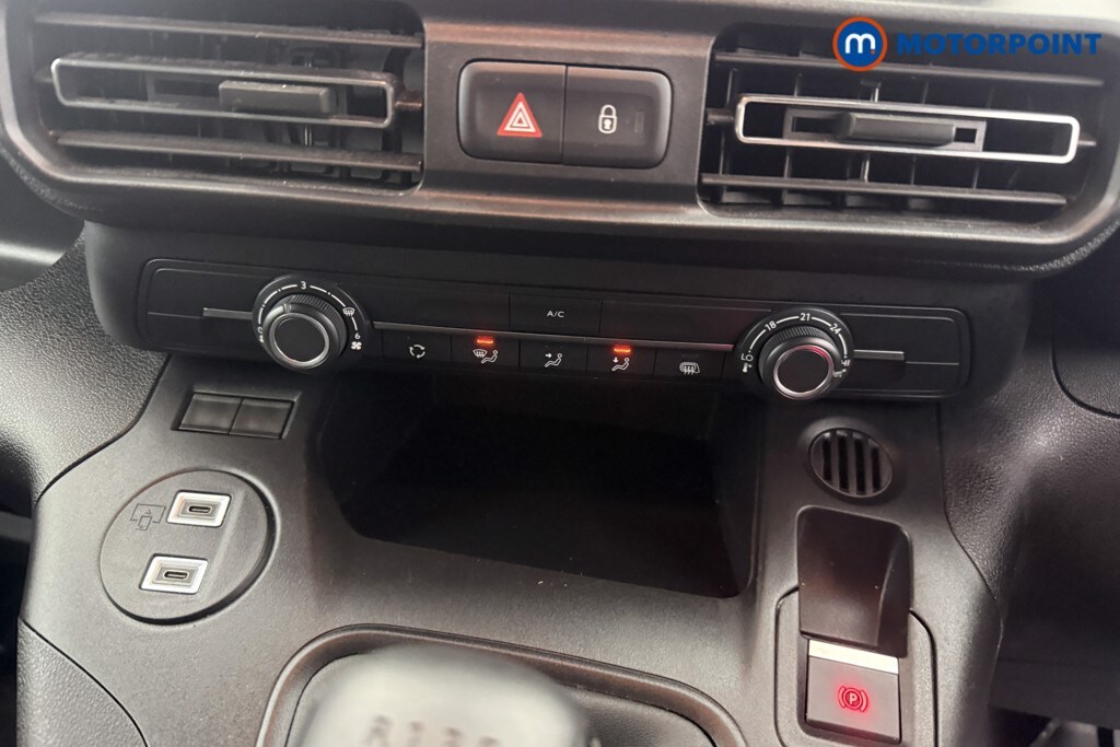 Used Toyota ProAce for sale - 77661380: Photo 24