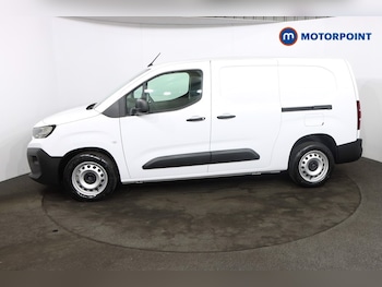 Used Citroen Berlingo 2025 for sale - 76015559: Photo