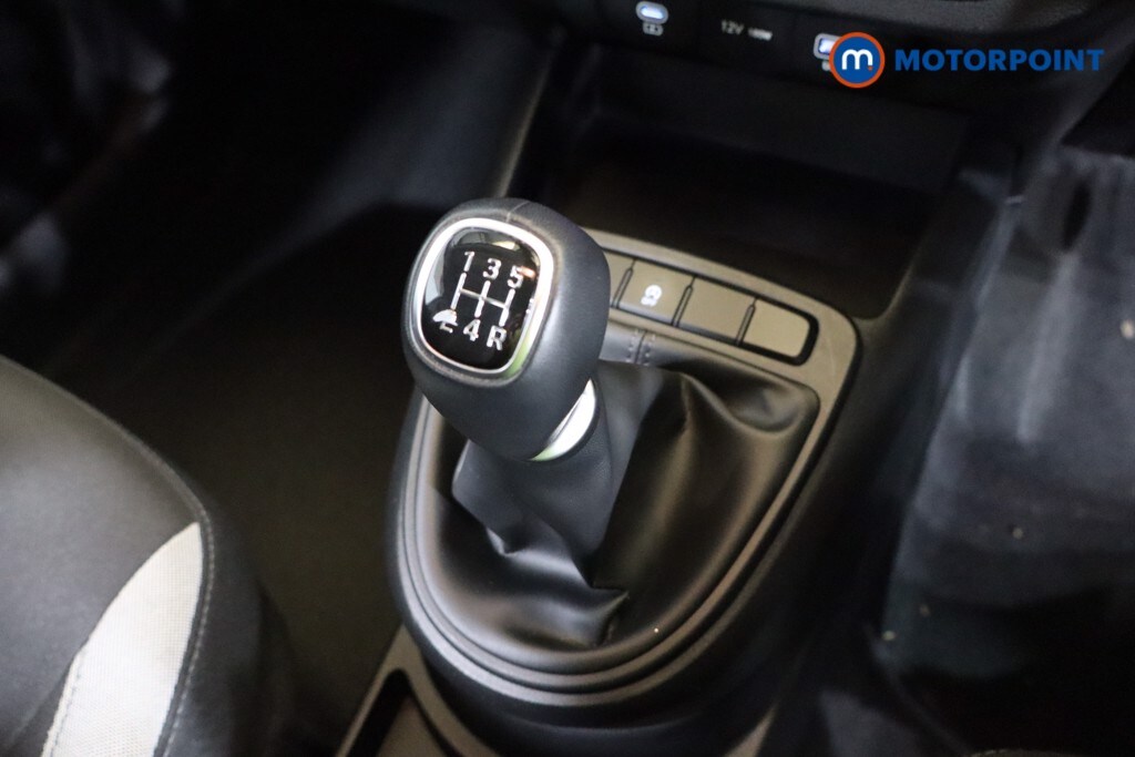 Used Hyundai i10 2023 for sale - 76209711: Photo 19