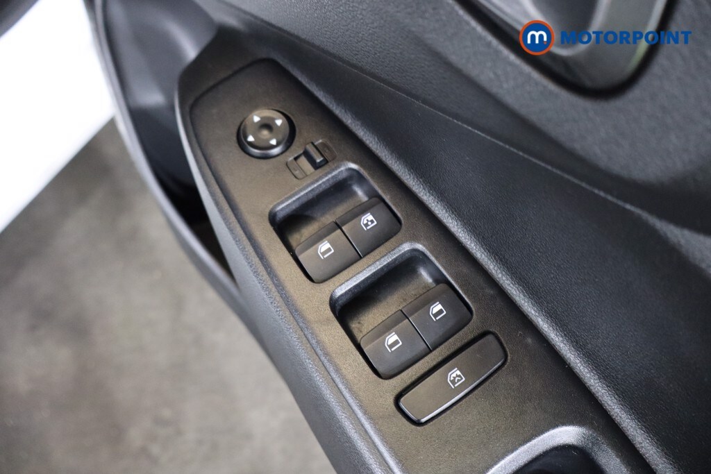 Used Hyundai i10 2023 for sale - 76209711: Photo 25