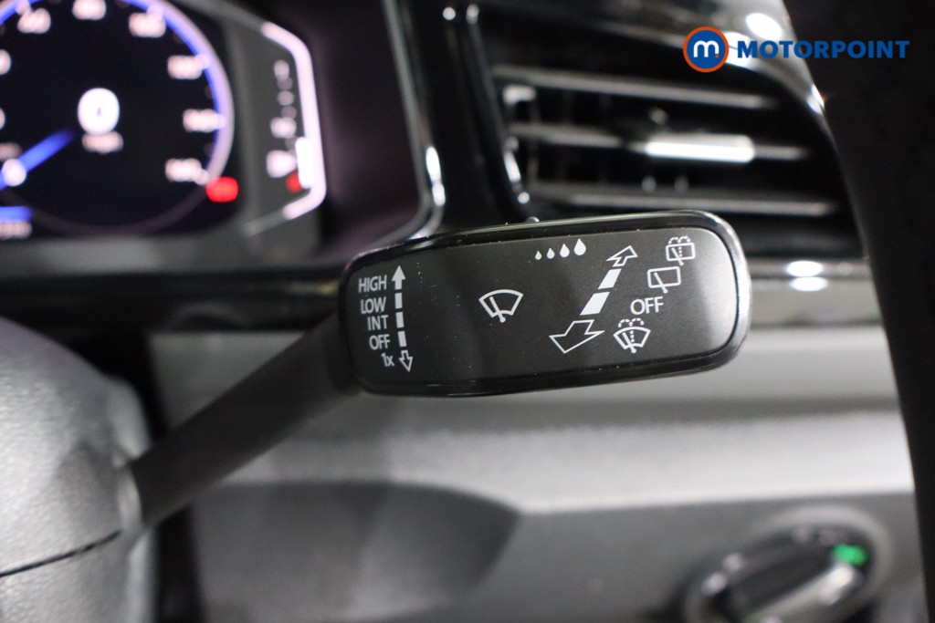 Used Volkswagen T-Roc 2025 for sale - 77367961: Photo 24