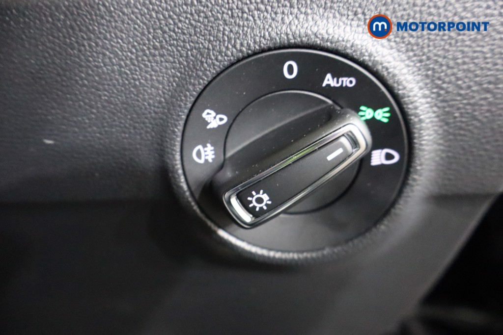 Used Volkswagen T-Roc 2025 for sale - 77367961: Photo 25