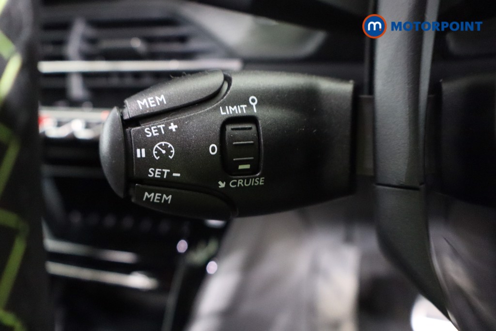 Used Peugeot 2008 for sale - 77211229: Photo 24