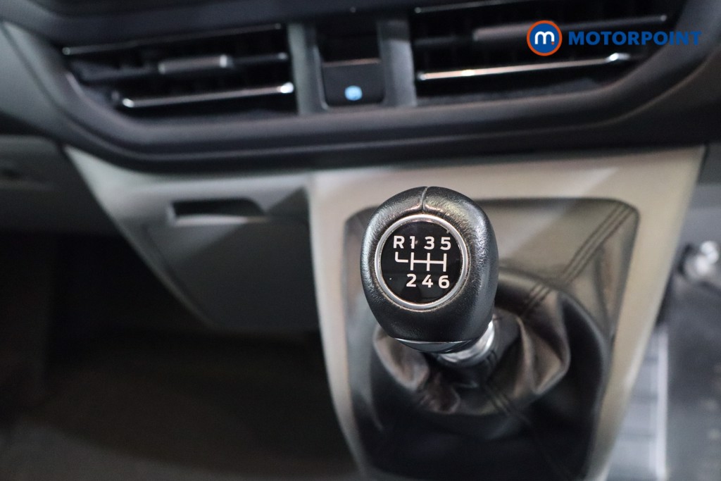 Used Ford Transit Custom 2024 for sale - 76710284: Photo 16