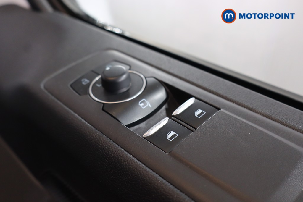 Used Ford Transit Custom 2024 for sale - 76710284: Photo 17