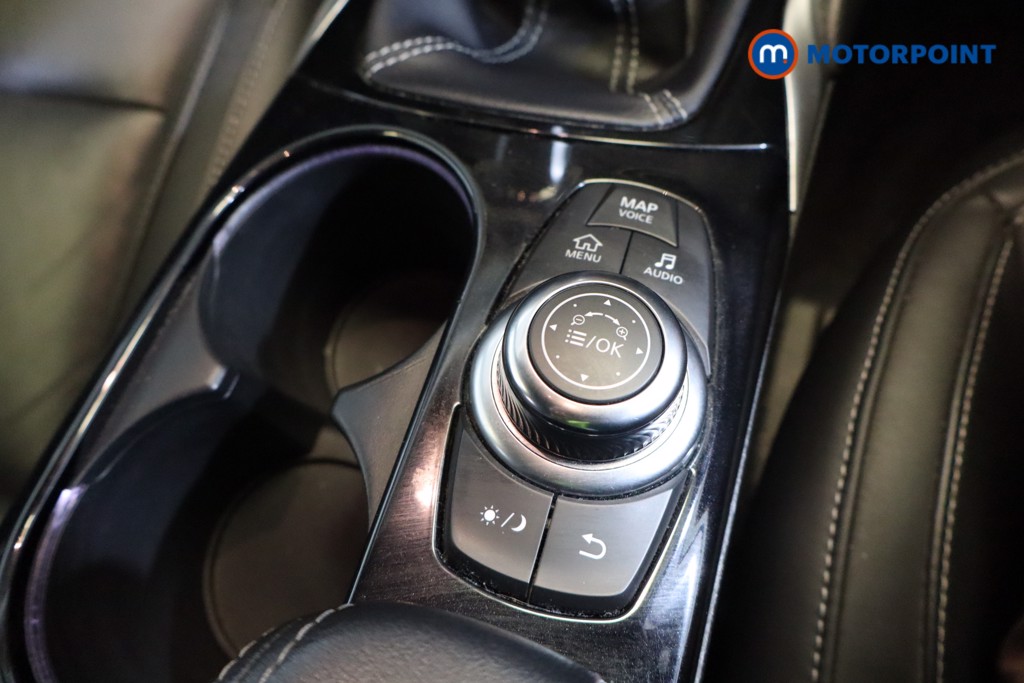 Used Infiniti Q30 2017 for sale - 76508482: Photo 23