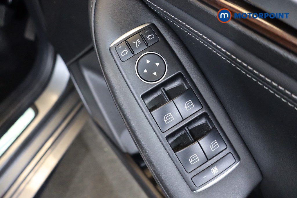 Used Infiniti Q30 2017 for sale - 76508482: Photo 30