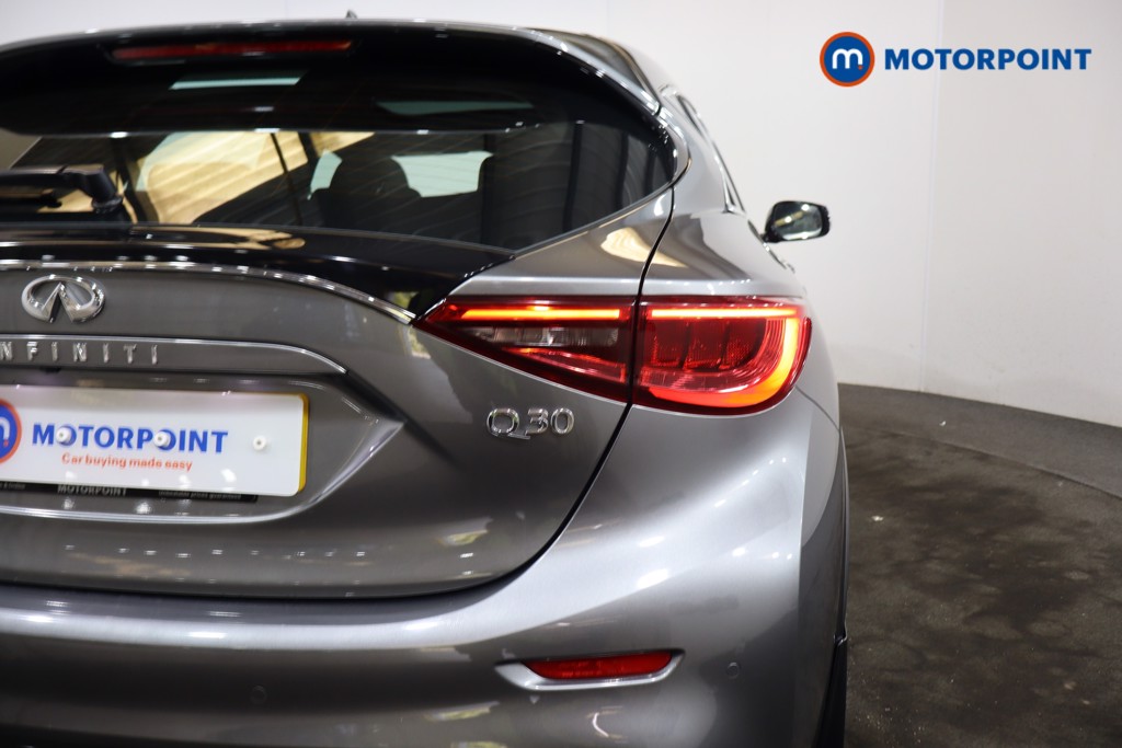 Used Infiniti Q30 2017 for sale - 76508482: Photo 44