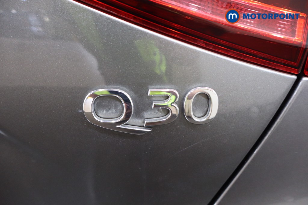 Used Infiniti Q30 2017 for sale - 76508482: Photo 45