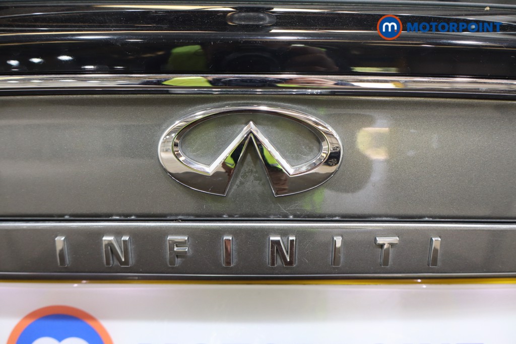 Used Infiniti Q30 2017 for sale - 76508482: Photo 46