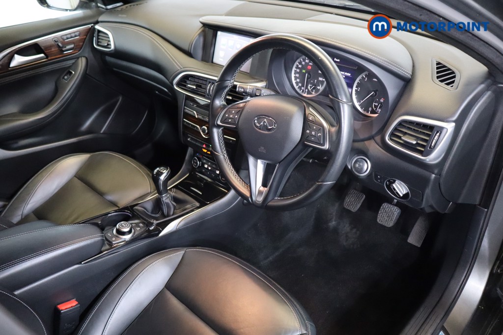 Used Infiniti Q30 2017 for sale - 76508482: Photo 9