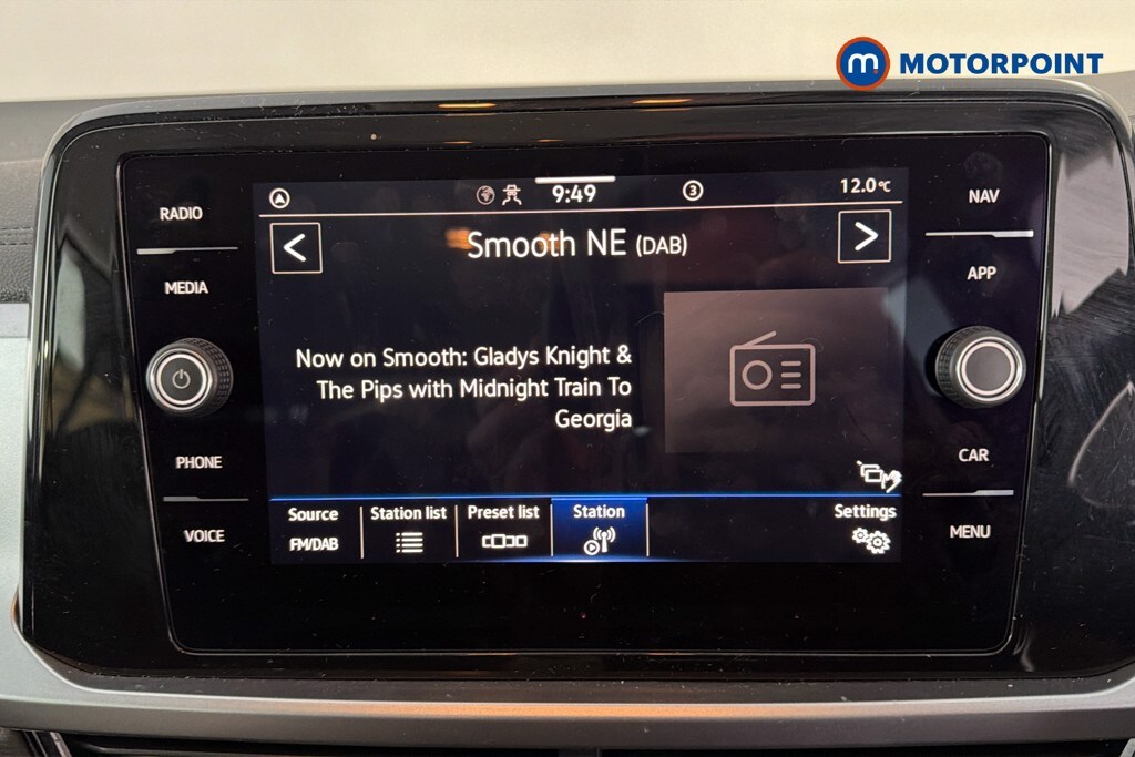 Used Volkswagen T-Roc for sale - 78150213: Photo 17