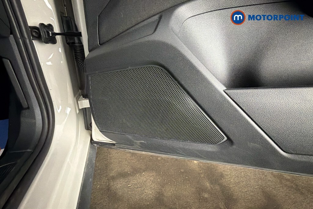 Used Volkswagen T-Roc for sale - 78150213: Photo 24