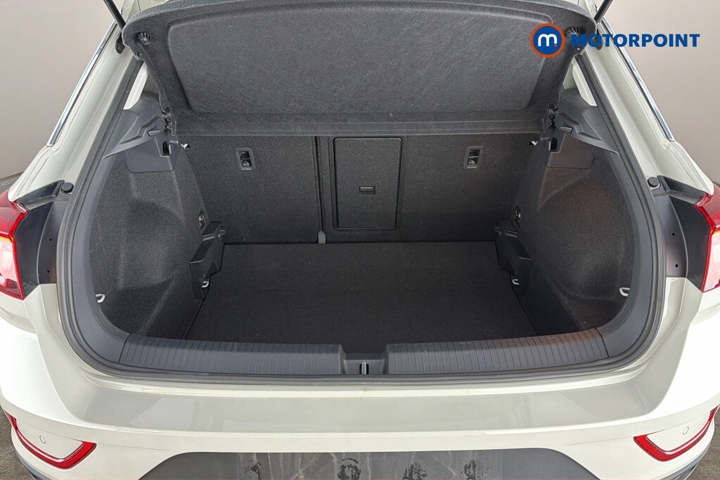 Used Volkswagen T-Roc for sale - 78150213: Photo 29