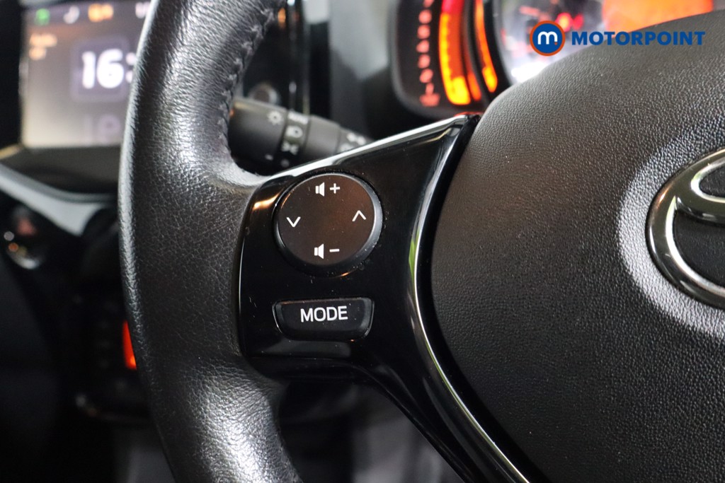 Used Toyota AYGO 2018 for sale - 76734568: Photo 11