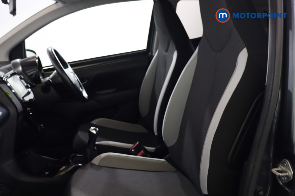 Used Toyota AYGO 2018 for sale - 76734568: Photo 18