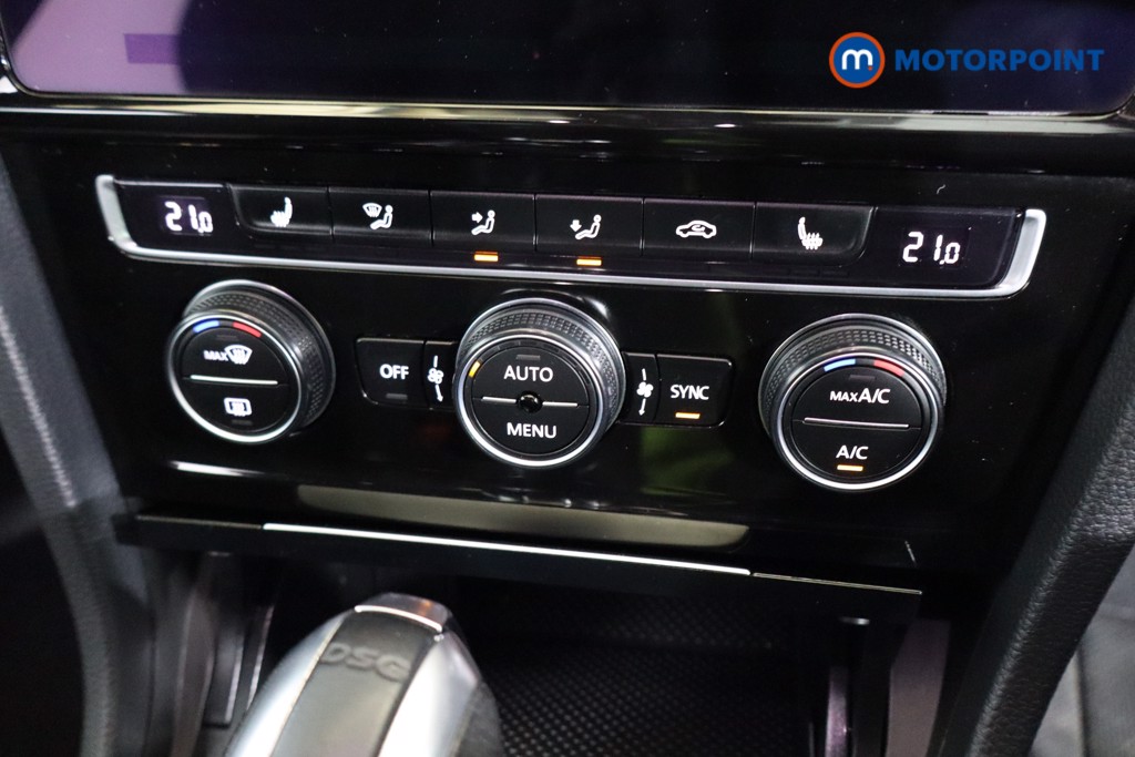 Used Volkswagen Golf 2019 for sale - 76797304: Photo 19