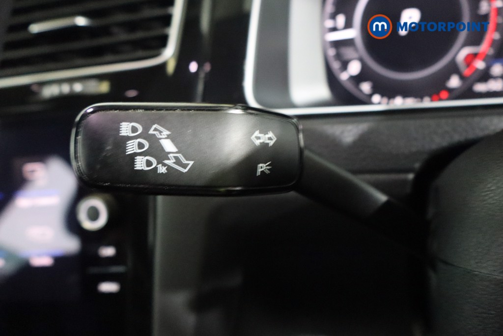 Used Volkswagen Golf 2019 for sale - 76797304: Photo 23