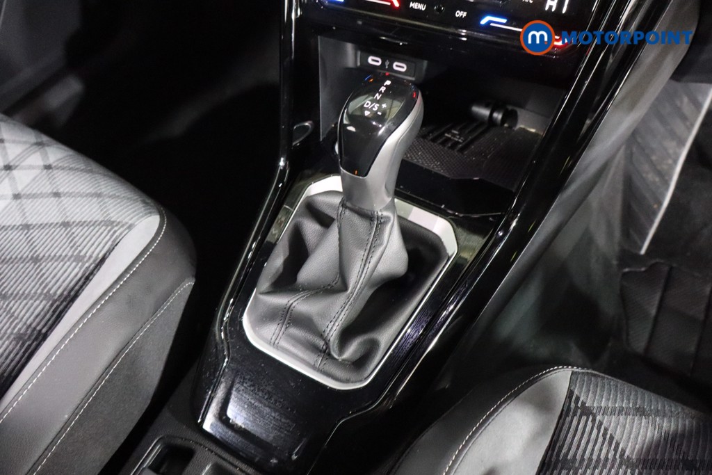 Used Volkswagen T-Roc for sale - 77318550: Photo 20