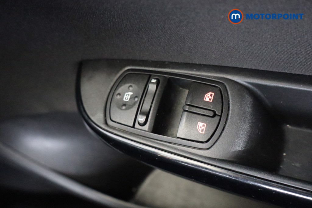 Used Vauxhall Corsa 2018 for sale - 77327108: Photo 19