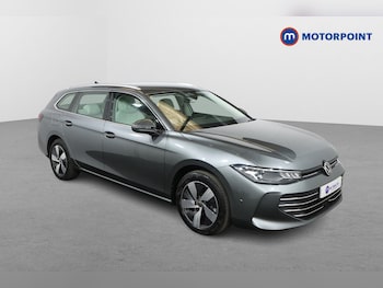 Volkswagen - Passat
