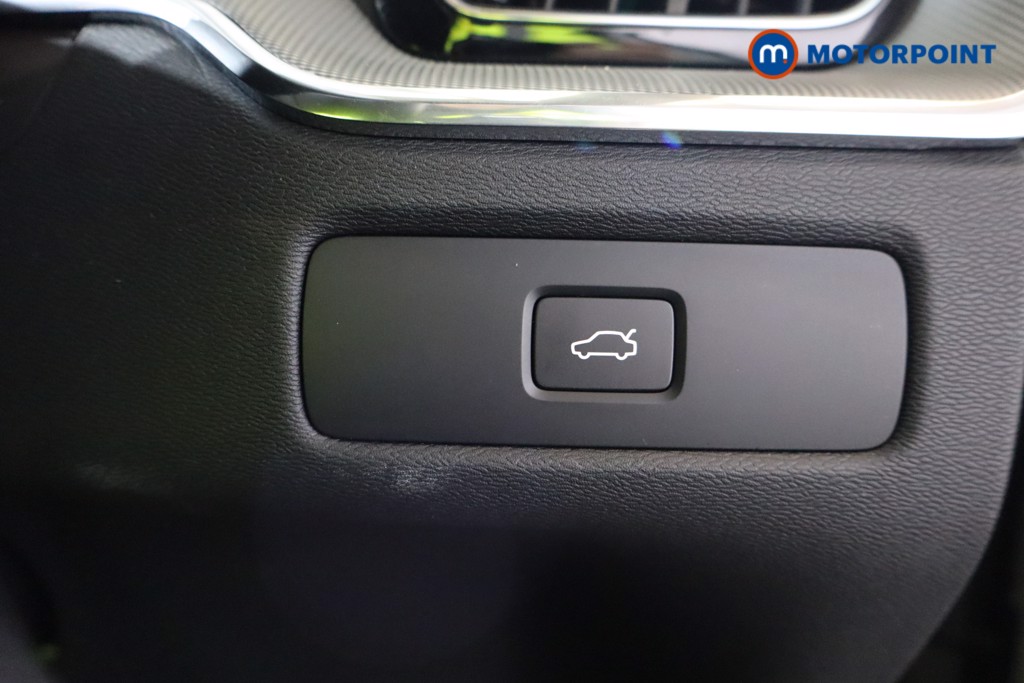 Used Volvo XC60 2024 for sale - 76746235: Photo 16