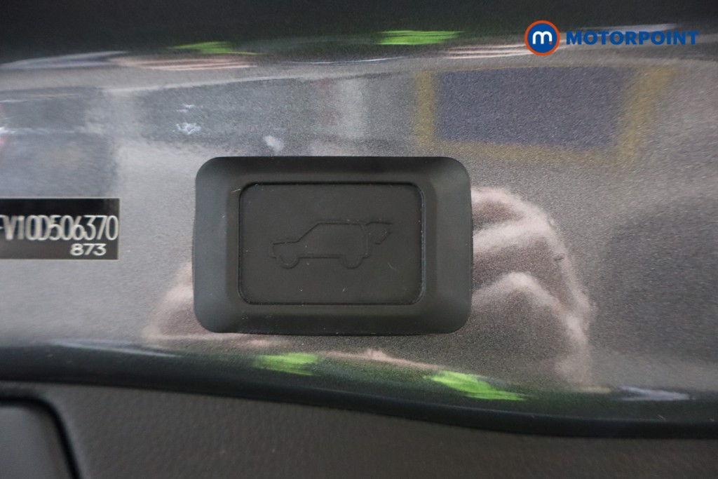 Used Toyota RAV4 2021 for sale - 76540922: Photo 33