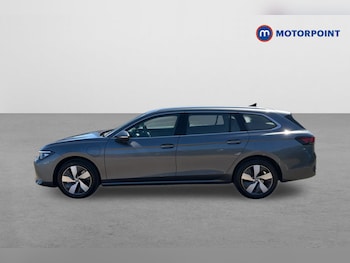 Used Volkswagen Passat 2025 for sale - 78451006: Photo