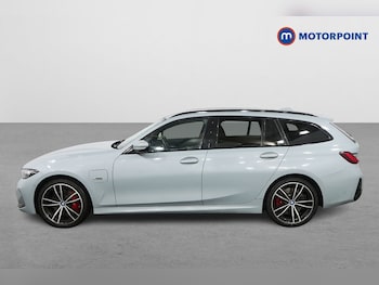 Used BMW 3 Series 2022 for sale - 77002213: Photo