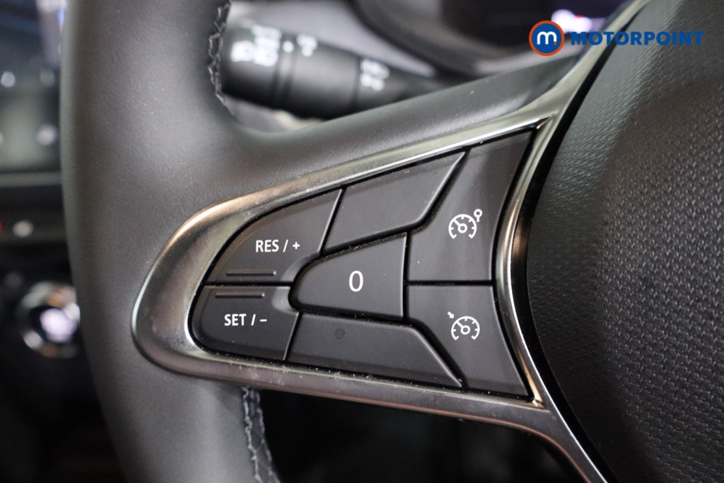 Used Renault Clio 2025 for sale - 76411439: Photo 18