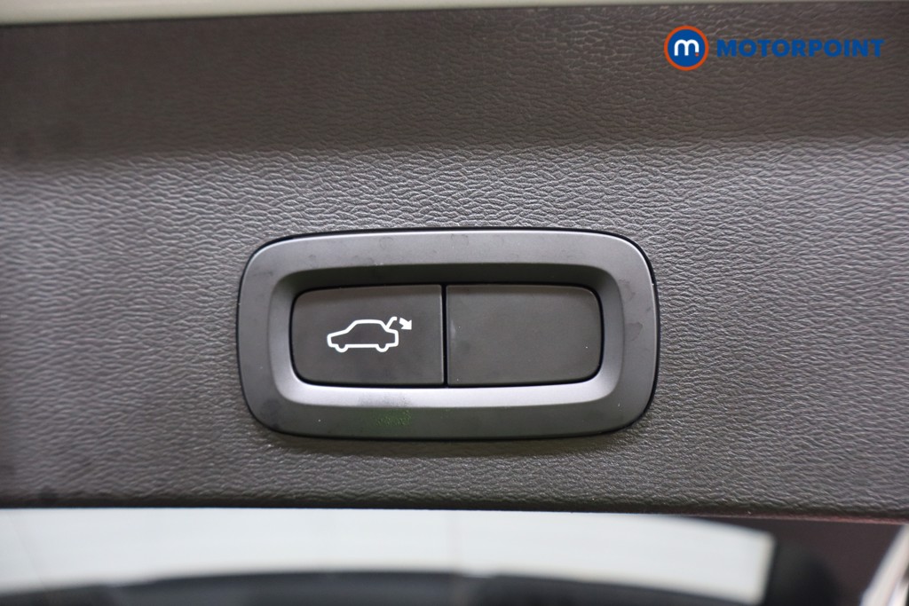 Used Volvo XC40 2020 for sale - 77629690: Photo 33