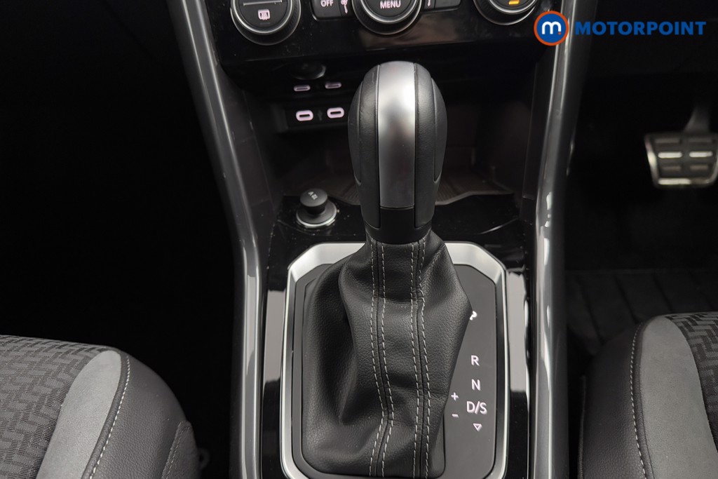 Used Volkswagen T-Roc 2021 for sale - 76413003: Photo 22