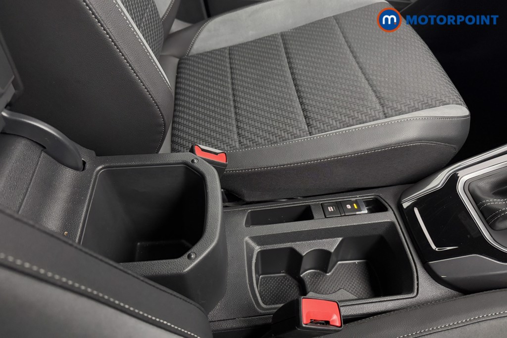 Used Volkswagen T-Roc 2021 for sale - 76413003: Photo 23