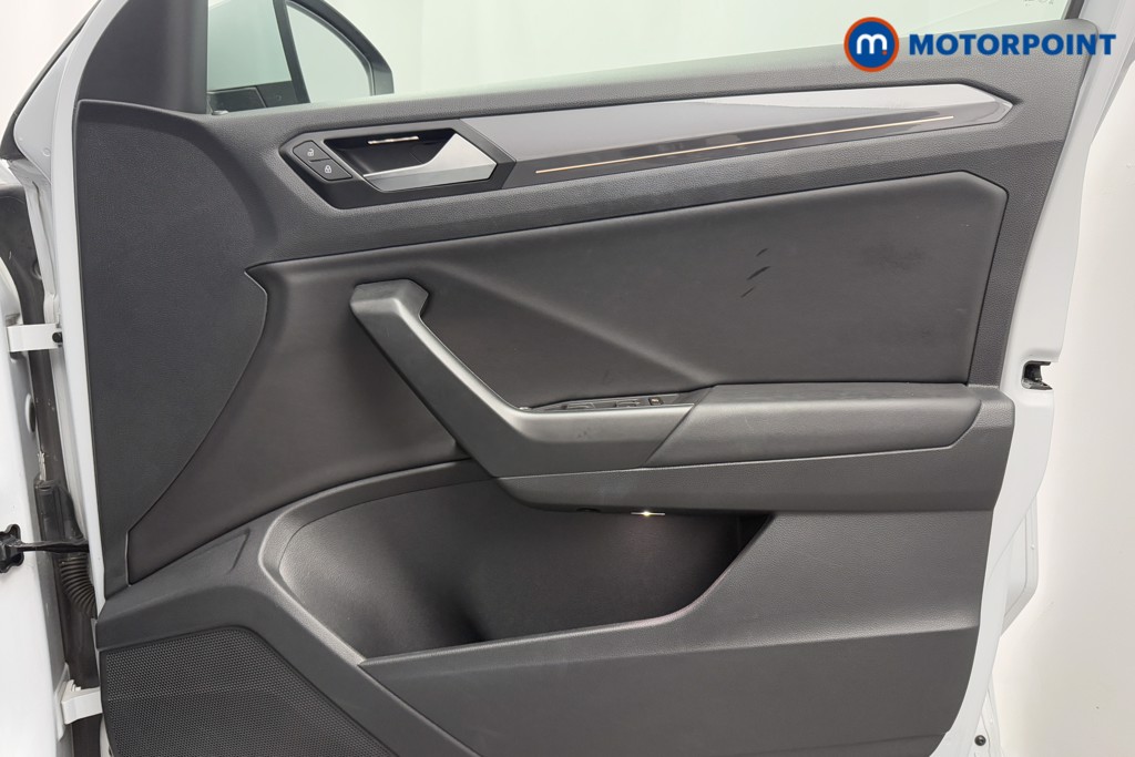 Used Volkswagen T-Roc 2021 for sale - 76413003: Photo 26