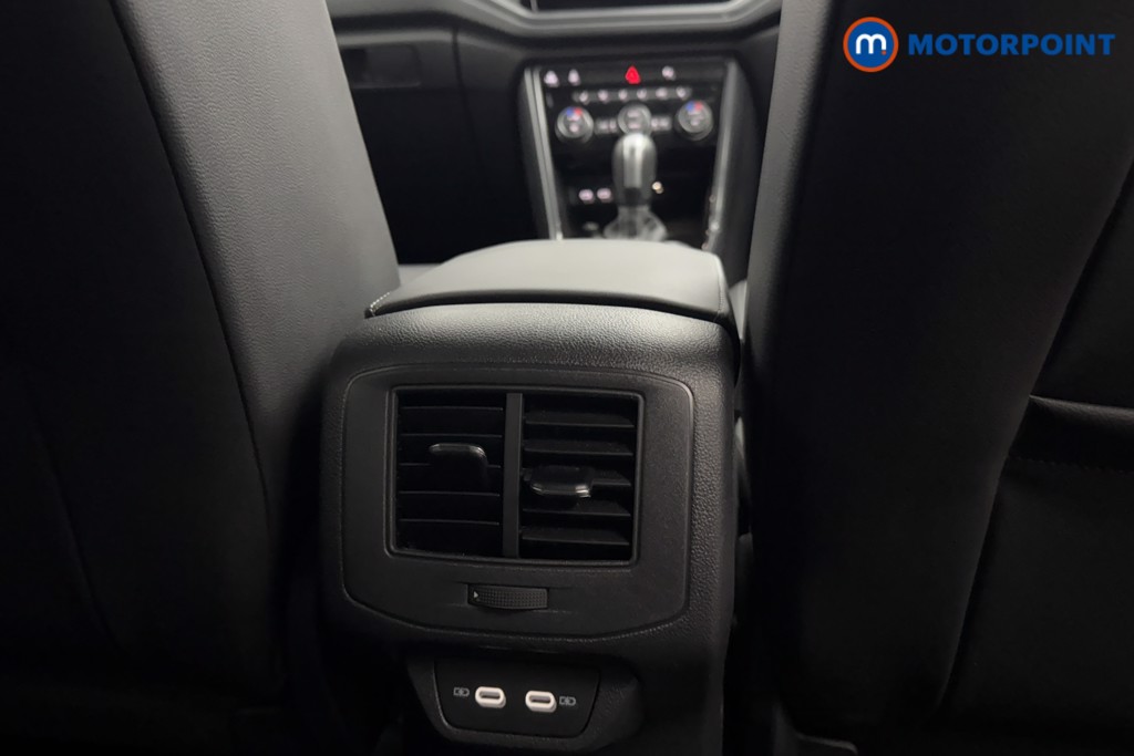 Used Volkswagen T-Roc 2021 for sale - 76413003: Photo 31