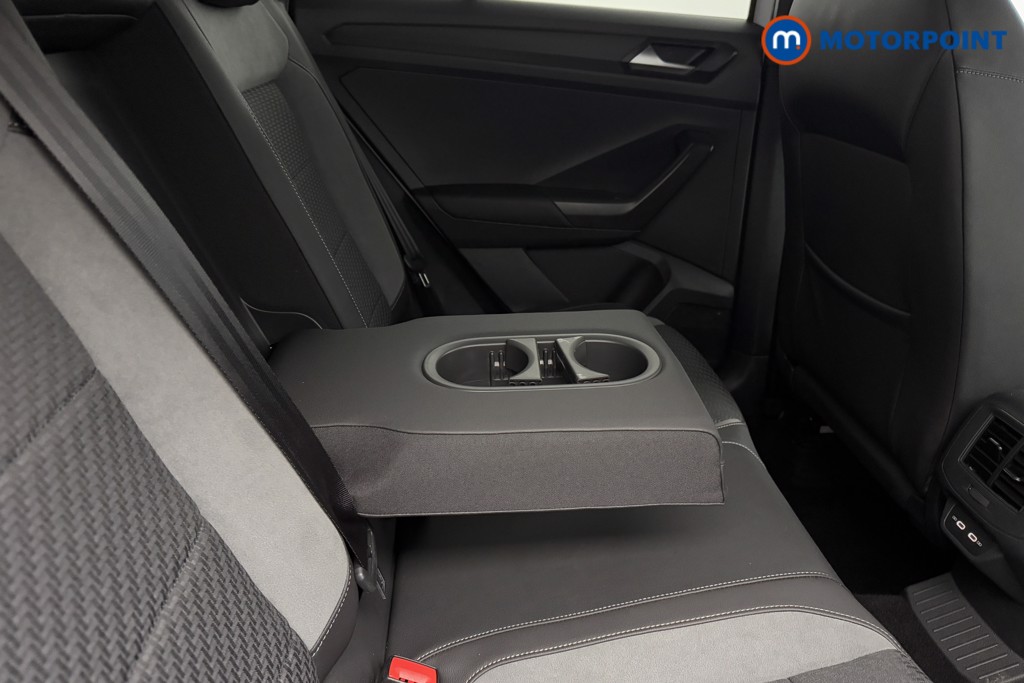 Used Volkswagen T-Roc 2021 for sale - 76413003: Photo 32