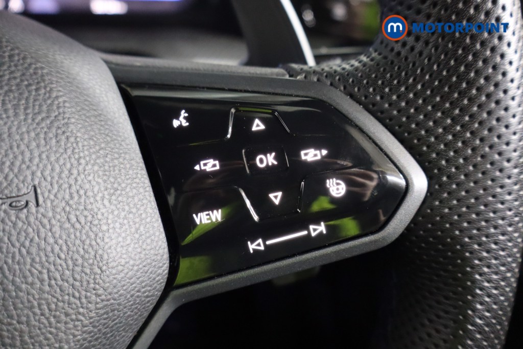 Used Volkswagen Golf 2021 for sale - 77000334: Photo 22