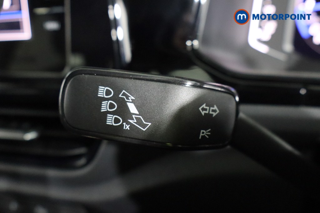 Used Volkswagen T-Roc 2025 for sale - 77312846: Photo 13