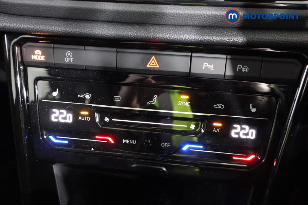 Used Volkswagen T-Roc 2025 for sale - 77312846: Photo 17