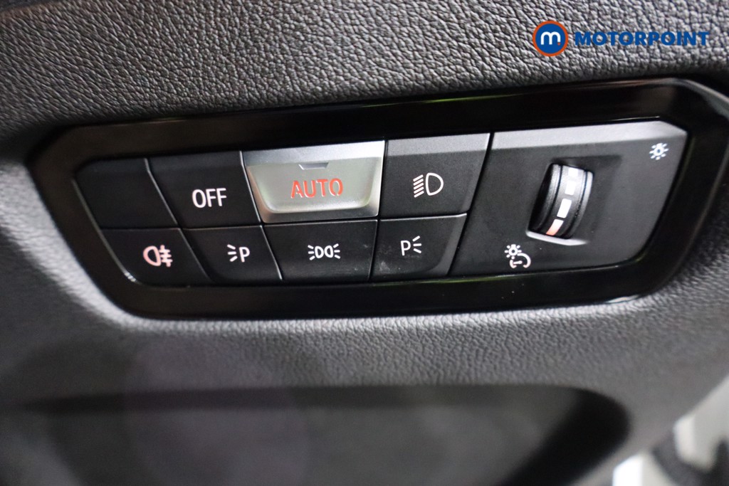 Used BMW 3 Series 2024 for sale - 76328910: Photo 26
