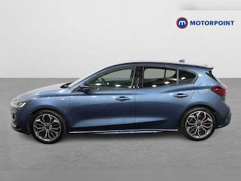 Used Ford Focus 2023 for sale - 76895779: Photo