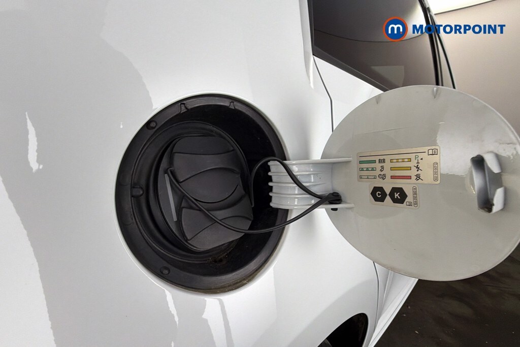 Used Volkswagen up! 2021 for sale - 77966008: Photo 31