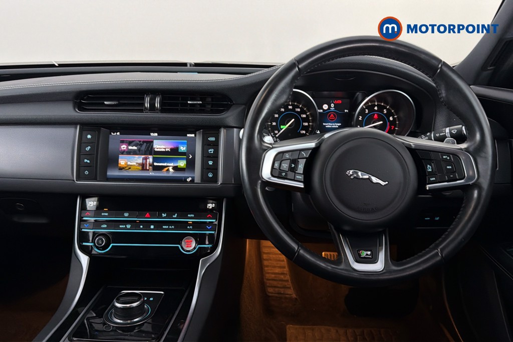 Used Jaguar XF 2018 for sale - 78223723: Photo 10