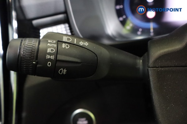 Used Volvo XC40 2023 for sale - 76303406: Photo 24