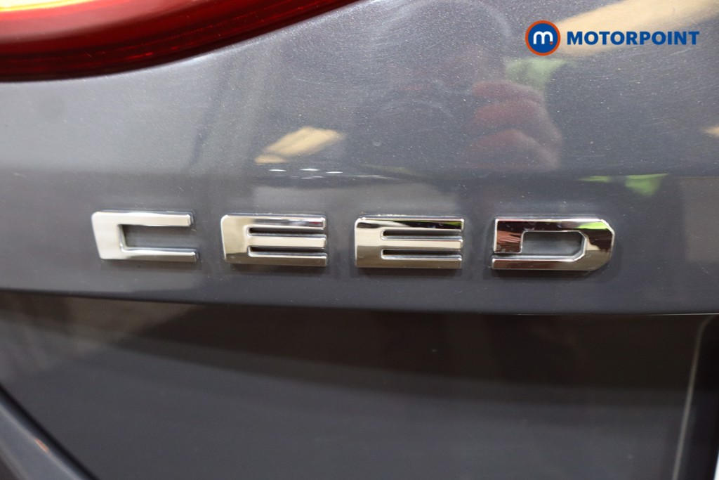 Used Kia Ceed 2019 for sale - 76610771: Photo 24