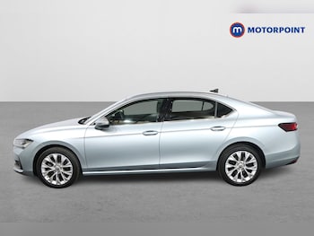 Used Skoda Superb 2024 for sale - 75860582: Photo