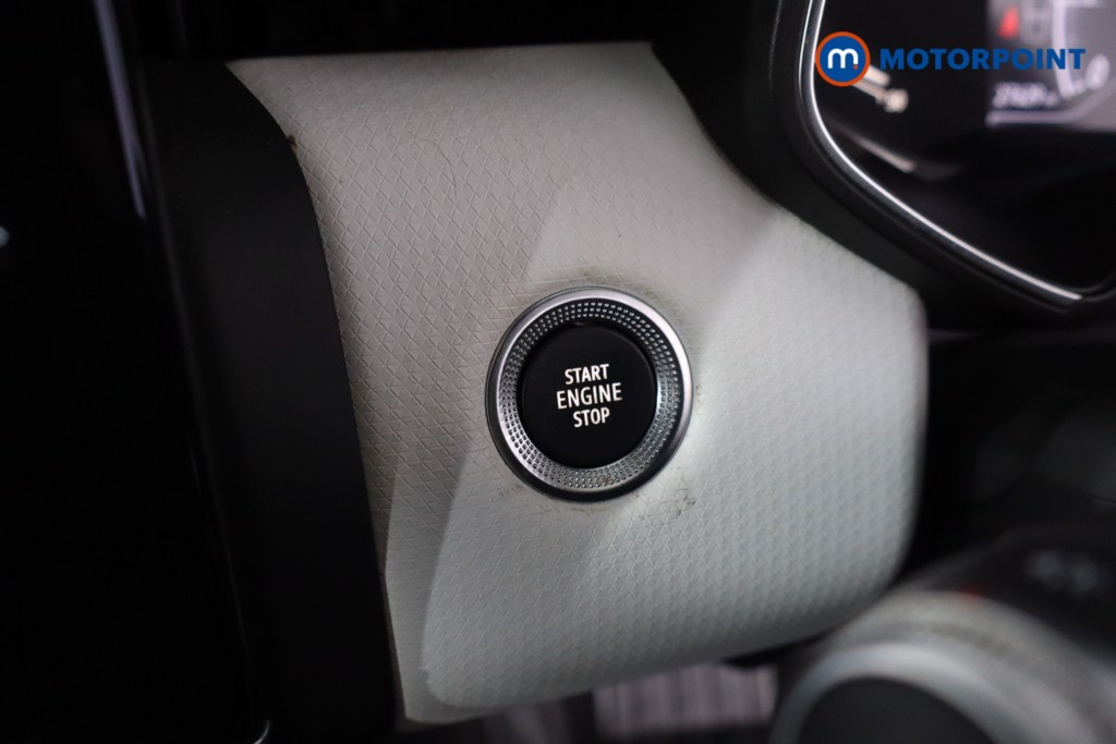 Used Renault Clio 2019 for sale - 77628377: Photo 25